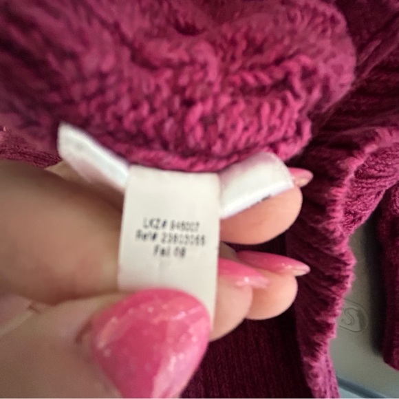 Eddie Bauer cherry pink cable knit v-neck long sleeve thick cozy sweater Size XL - Picture 10 of 11